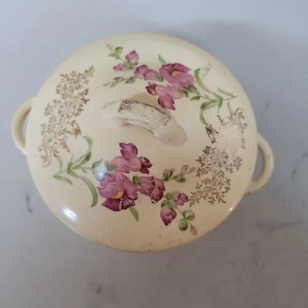 Vintage Homer Laughlin China Sugar Bowl‎ With Lid Vellum JIN 7
